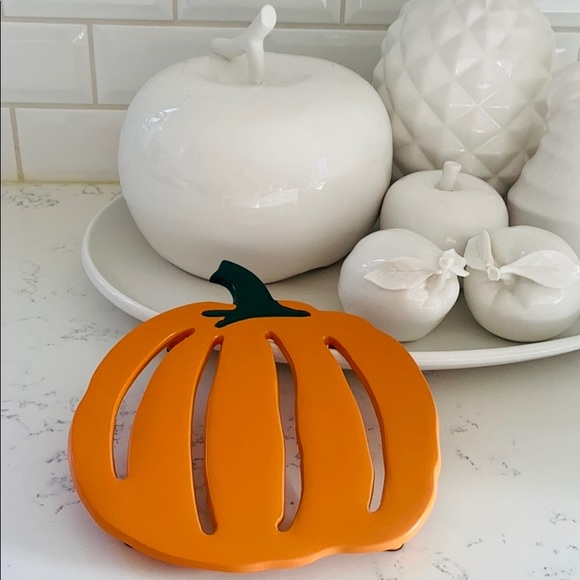 Crate&barrel Pumpkin Trivet - Picture 1 of 13